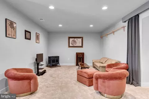 Living - 23672 Jayadev Ter, Ashburn, VA 20148 photo 2 of 2