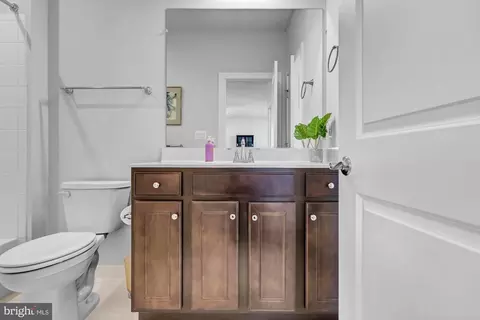 Entry Way - 23672 Jayadev Ter, Ashburn, VA 20148 photo 19 of 21