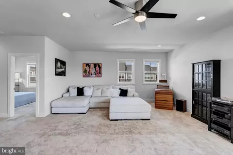 Entry Way - 23672 Jayadev Ter, Ashburn, VA 20148 photo 14 of 21