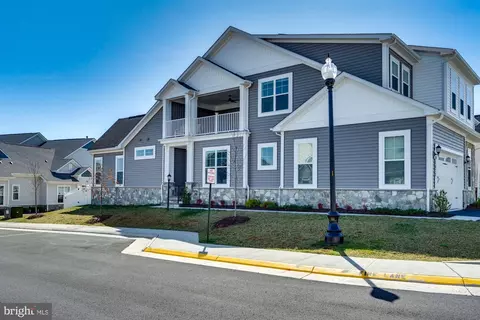Exterior - 23672 Jayadev Ter, Ashburn, VA 20148 photo 14 of 16