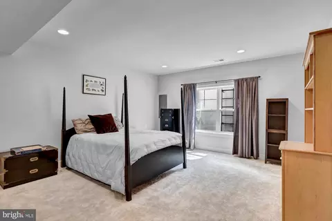 Bedroom - 23672 Jayadev Ter, Ashburn, VA 20148 photo 7 of 9
