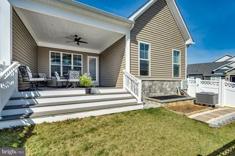 Exterior - 23672 Jayadev Ter, Ashburn, VA 20148 photo 9 of 16