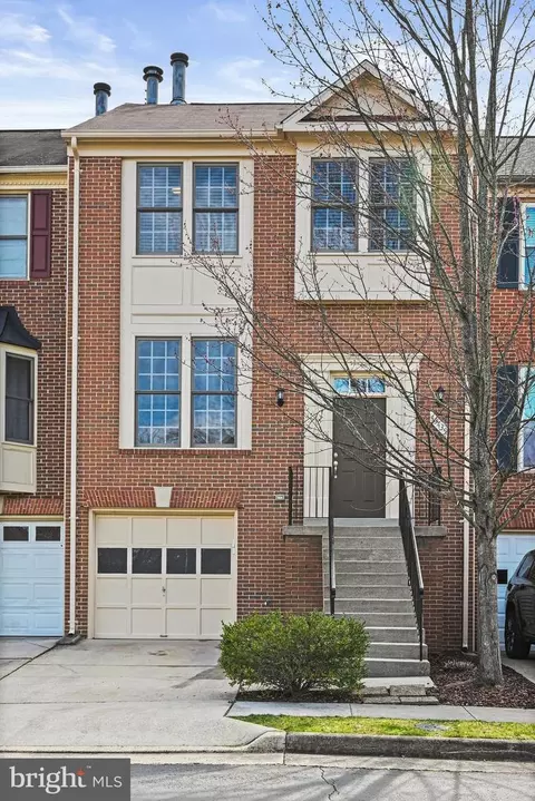 43439 Postrail Sq, Ashburn, VA 20147 photo 2