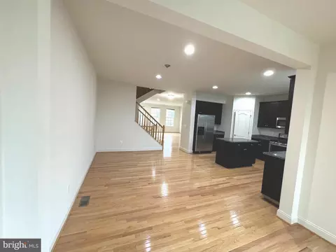 Living - 23212 Tradewind Dr, Brambleton, VA 20148 photo 3 of 3