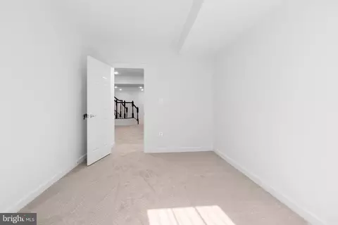 Bedroom - 24902 Earlsford Dr, Chantilly, VA 20152 photo 2 of 2