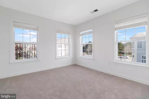 Other - 24902 Earlsford Dr, Chantilly, VA 20152 photo 13 of 17