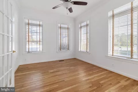 Other - 24902 Earlsford Dr, Chantilly, VA 20152 photo 2 of 17
