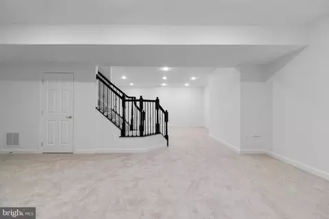 Other - 24902 Earlsford Dr, Chantilly, VA 20152 photo 16 of 17