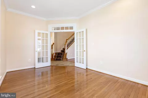 24892 Castleton Dr, Chantilly, VA 20152 photo 8