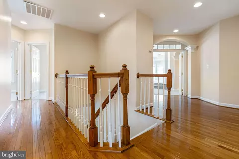 24892 Castleton Dr, Chantilly, VA 20152 photo 25