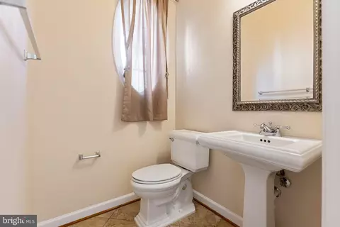 24892 Castleton Dr, Chantilly, VA 20152 photo 24
