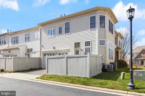 24892 Castleton Dr, Chantilly, VA 20152 photo 51