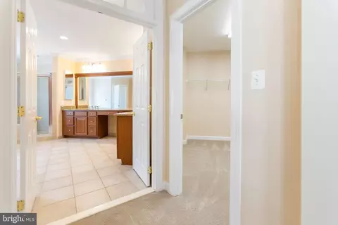 24892 Castleton Dr, Chantilly, VA 20152 photo 30