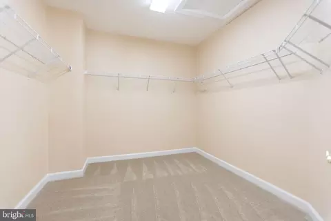 24892 Castleton Dr, Chantilly, VA 20152 photo 34