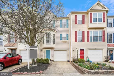 43440 Nottingham Sq, Ashburn, VA 20147