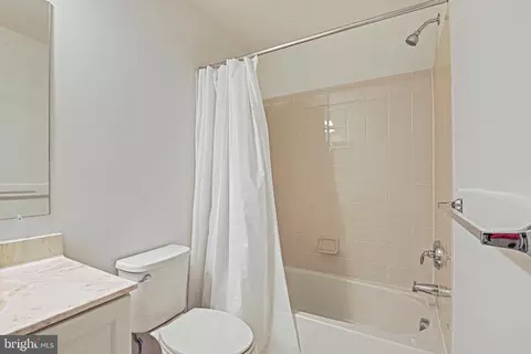 43182 Witham Sq, Ashburn, VA 20148 photo 37