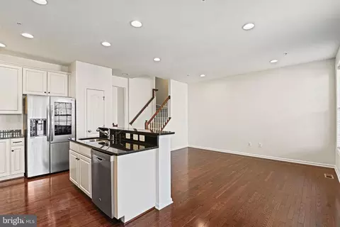 43182 Witham Sq, Ashburn, VA 20148 photo 25