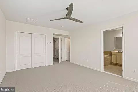43182 Witham Sq, Ashburn, VA 20148 photo 33