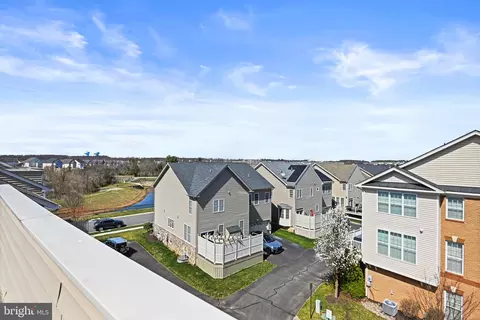 43182 Witham Sq, Ashburn, VA 20148 photo 50