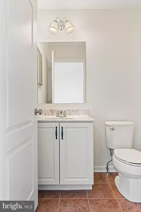 43182 Witham Sq, Ashburn, VA 20148 photo 48