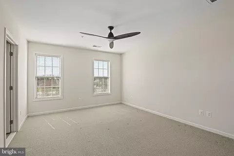 43182 Witham Sq, Ashburn, VA 20148 photo 31