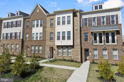 1511 Tawny Thrasher Ter NE, Leesburg, VA 20176
