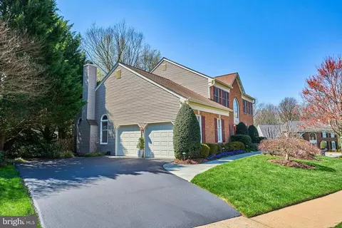 Exterior - 21315 Windrush Ct, Sterling, VA 20165 photo 2 of 14
