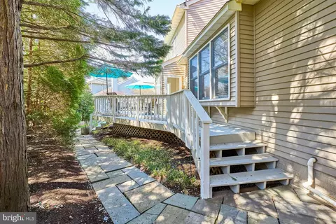 Exterior - 21315 Windrush Ct, Sterling, VA 20165 photo 10 of 14