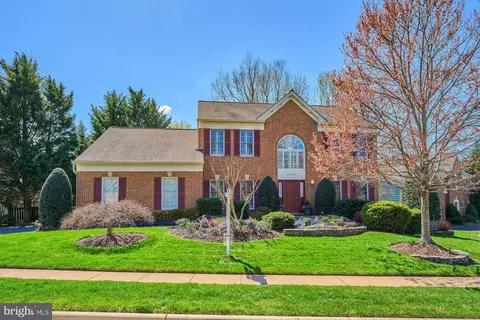 Exterior - 21315 Windrush Ct, Sterling, VA 20165 photo 3 of 14