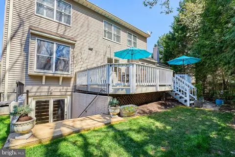 Exterior - 21315 Windrush Ct, Sterling, VA 20165 photo 12 of 14