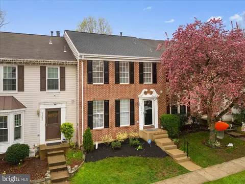 21094 Cornerpost Sq, Ashburn, VA 20147