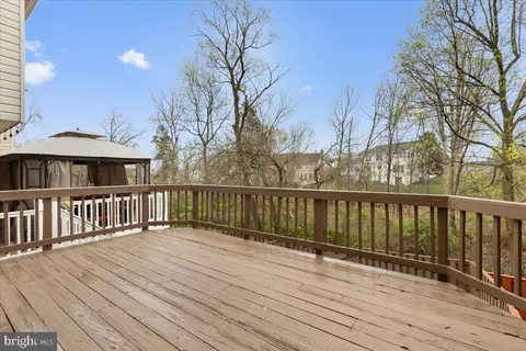 Exterior - 21094 Cornerpost Sq, Ashburn, VA 20147 photo 2 of 6