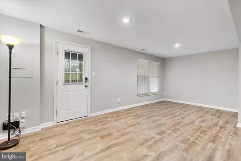 Other - 21094 Cornerpost Sq, Ashburn, VA 20147 photo 3 of 5