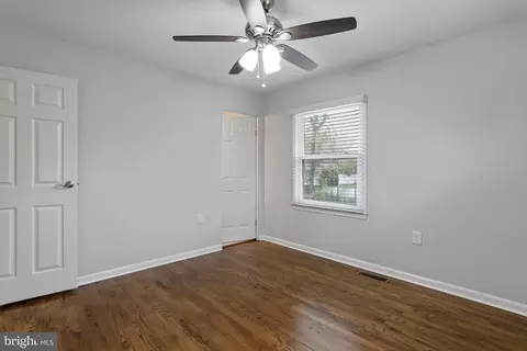 Other - 800 E Dickenson Ct, Sterling, VA 20164 photo 15 of 16