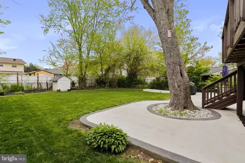 Exterior - 800 E Dickenson Ct, Sterling, VA 20164 photo 11 of 11