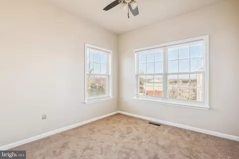 20898 Houseman Ter, Ashburn, VA 20148 photo 23