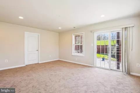 20898 Houseman Ter, Ashburn, VA 20148 photo 32