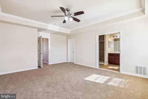20898 Houseman Ter, Ashburn, VA 20148 photo 17