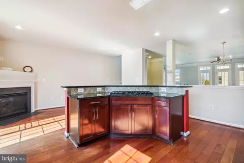 20898 Houseman Ter, Ashburn, VA 20148 photo 12