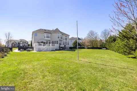 25504 Falling Cedars Ct, Chantilly, VA 20152 photo 4