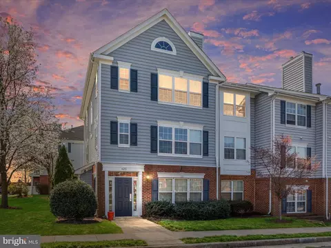 625 Constellation Sq SE #C, Leesburg, VA 20175