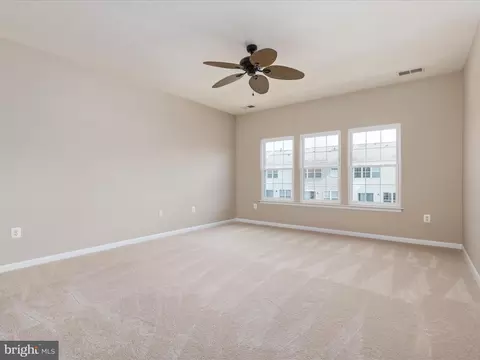 44258 Huron Ter, Ashburn, VA 20147 photo 19