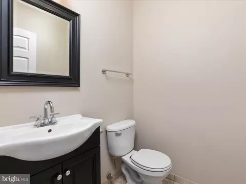 44258 Huron Ter, Ashburn, VA 20147 photo 18