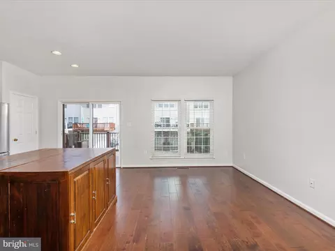 44258 Huron Ter, Ashburn, VA 20147 photo 13