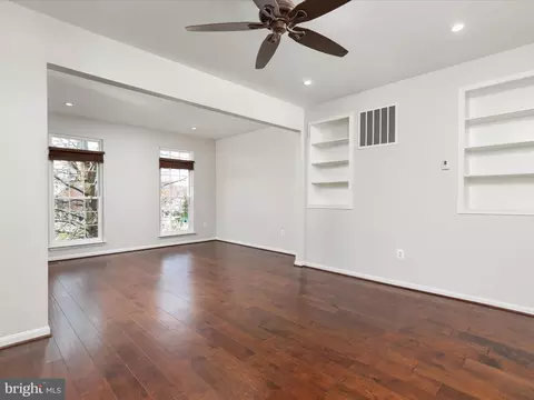 44258 Huron Ter, Ashburn, VA 20147 photo 14