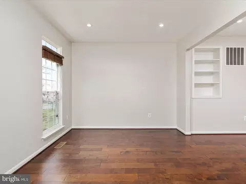 44258 Huron Ter, Ashburn, VA 20147 photo 15