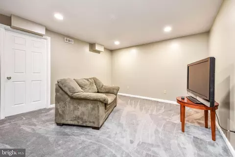Bedroom - 45801 Evening Way, Sterling, VA 20164 photo 3 of 3