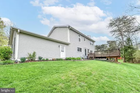 Exterior - 45801 Evening Way, Sterling, VA 20164 photo 9 of 15