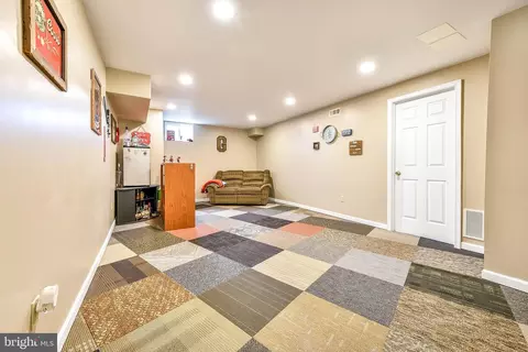 Other - 45801 Evening Way, Sterling, VA 20164 photo 6 of 8