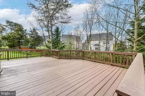Exterior - 45801 Evening Way, Sterling, VA 20164 photo 10 of 15